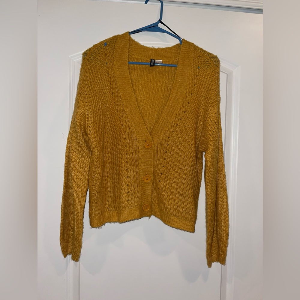 Cardigan - Picture 2 of 2